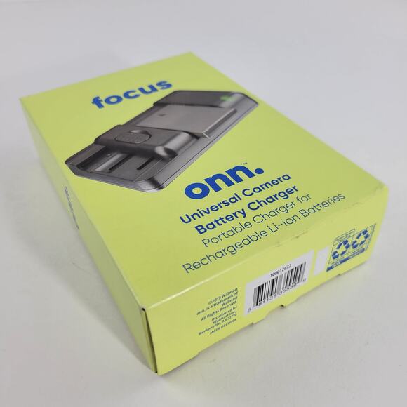 Onn Focus Universal Camera Battery Charger 100012672 - Wall & Car Adapter - Picture 4 of 4